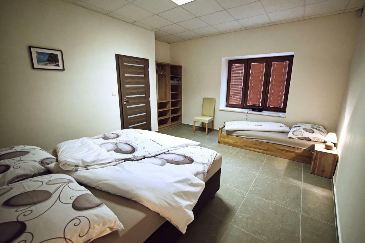 "U Capa" Krasny Apartman V Sedleci Sedlec  Buitenkant foto